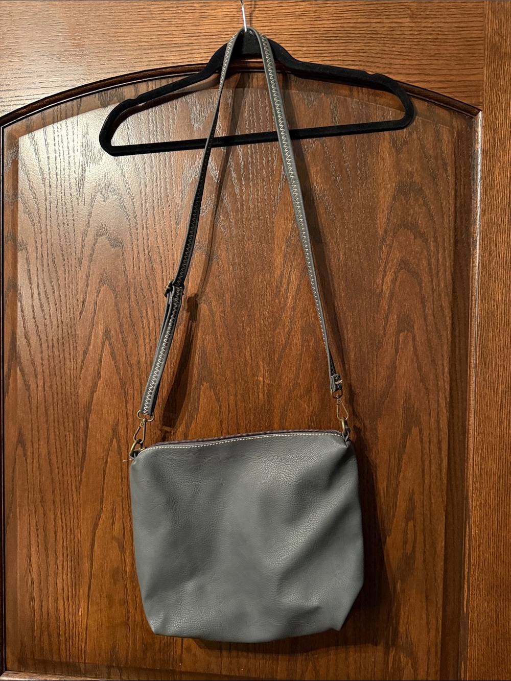 Gray cross body purse